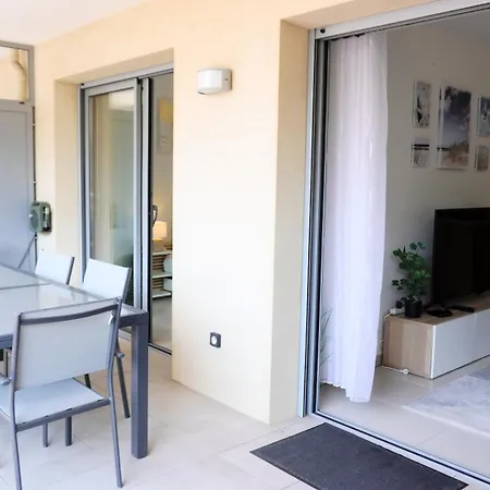 Appartement T2, Parking, Balcon, & Plages By Palmazur Théoule-sur-Mer