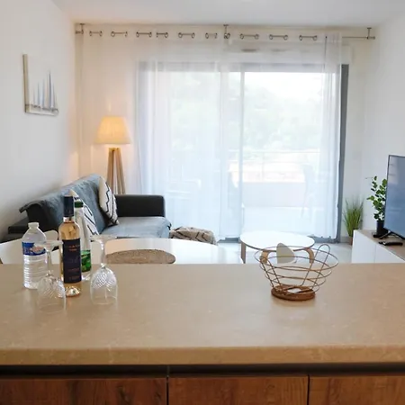 T2, Parking, Balcon, & Plages By Palmazur Apartment